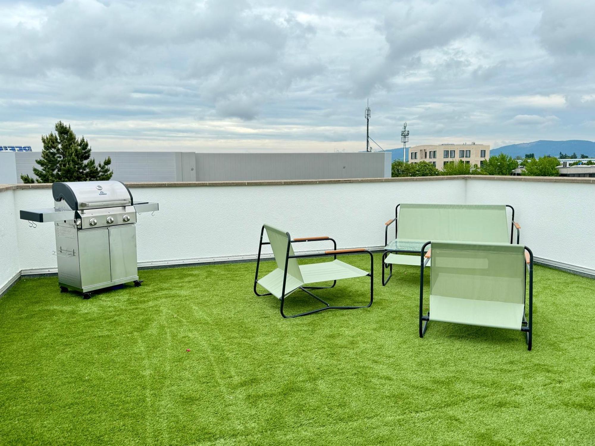 220 Qm Penthouse Wohnung Mit Fahrstuhl - Ohne Spa MHG Eksteriør billede